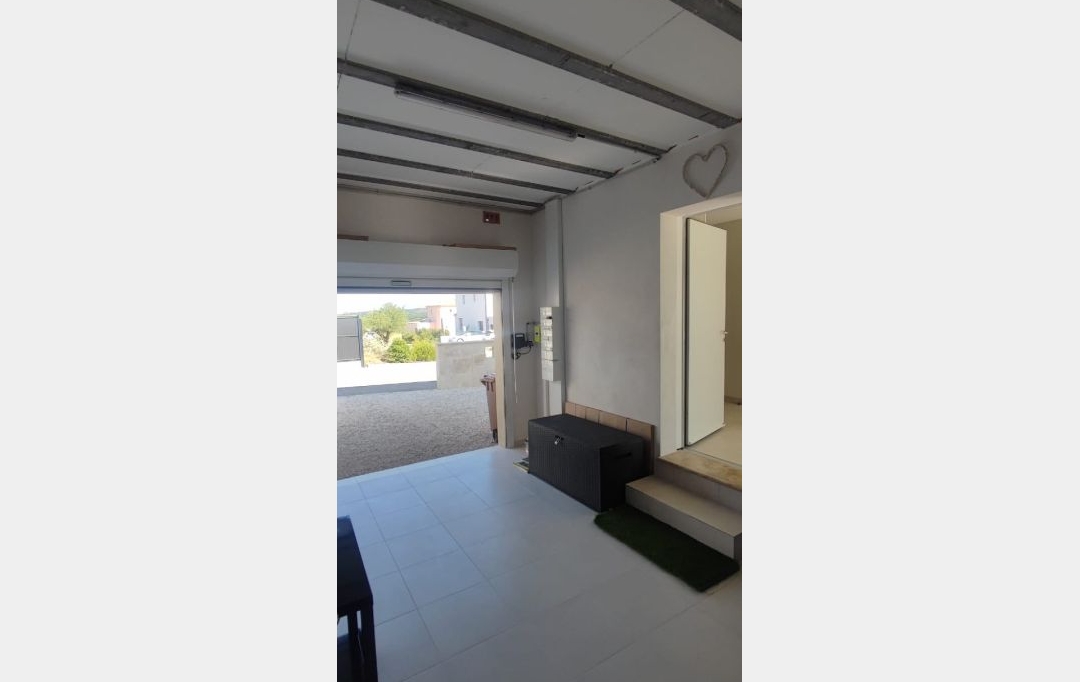 Les Maisons SAMI CONSTRUCTIONS : Maison / Villa | SANILHAC-SAGRIES (30700) | 95 m2 | 1 350 €  Les Maisons SAMI CONSTRUCTIONS : Maison / Villa | SANILHAC-SAGRIES (30700) | 95 m2 | 1 350 €