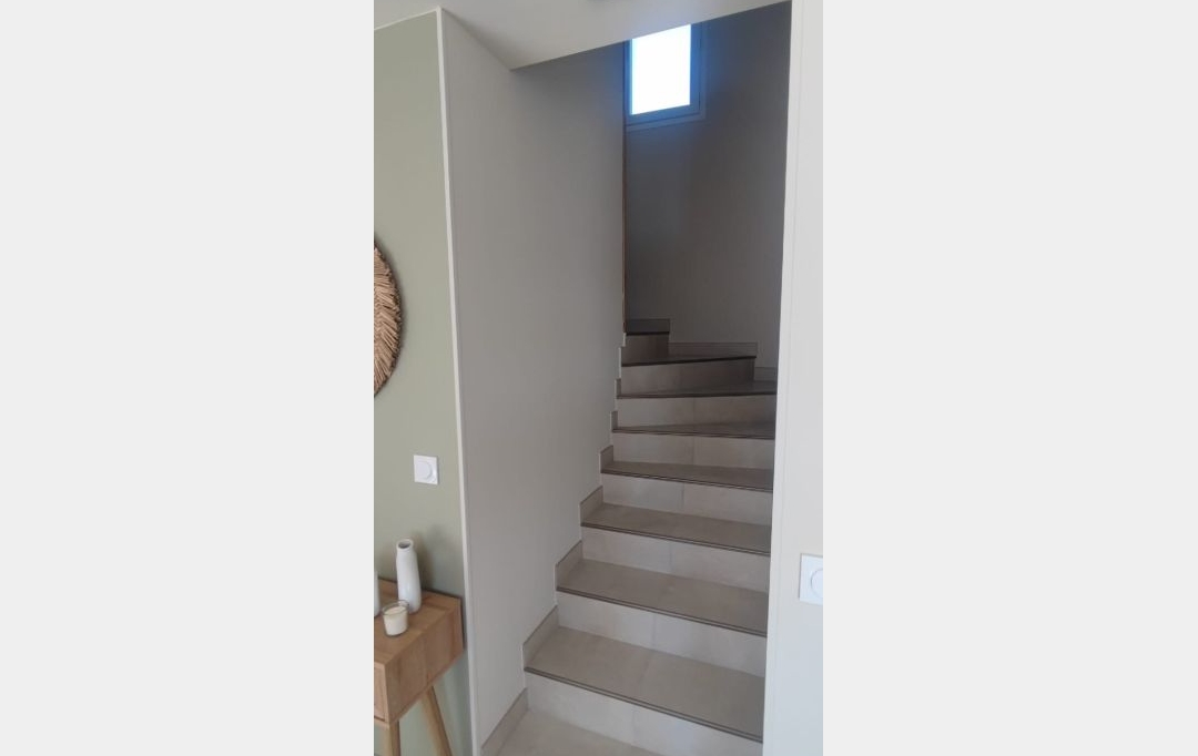 Les Maisons SAMI CONSTRUCTIONS : Maison / Villa | SANILHAC-SAGRIES (30700) | 95 m2 | 1 350 €  Les Maisons SAMI CONSTRUCTIONS : Maison / Villa | SANILHAC-SAGRIES (30700) | 95 m2 | 1 350 €